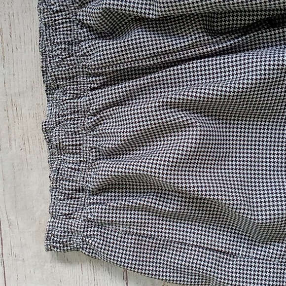 Houndstooth pull-on pants by Fortune, size XL - Picture 3 of 4